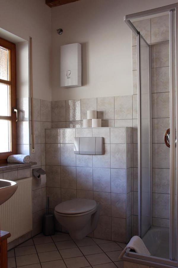 Weingut -1869- Brunnenhof Apartment Hatzenport Екстериор снимка